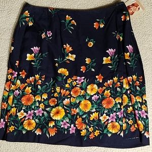 New Kathie Lee Collection Navy Floral Skirt Sz 16